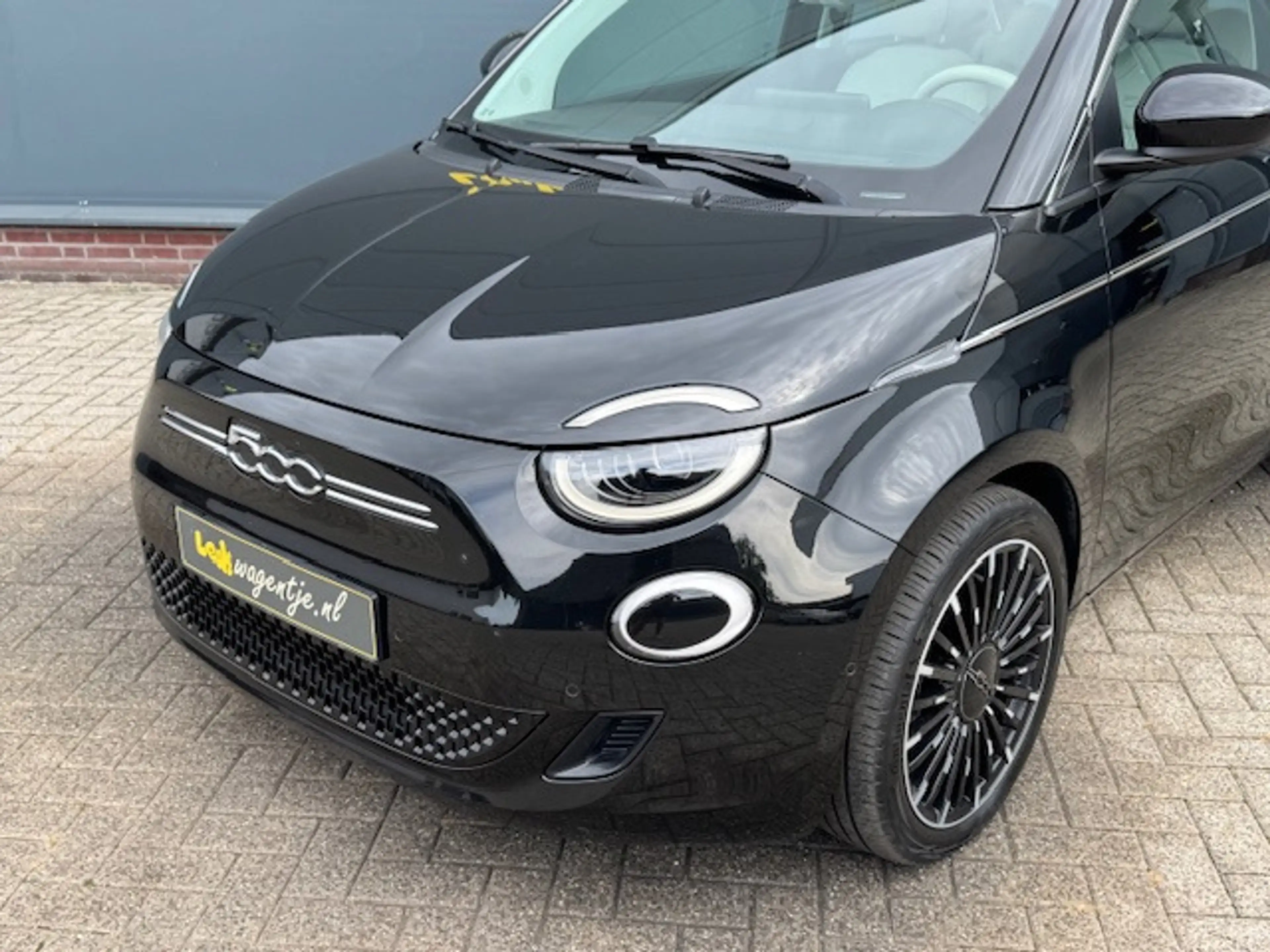 Fiat 500e La Prima 42 kWh *pano *camera *carplay *leder etc. — photo 10
