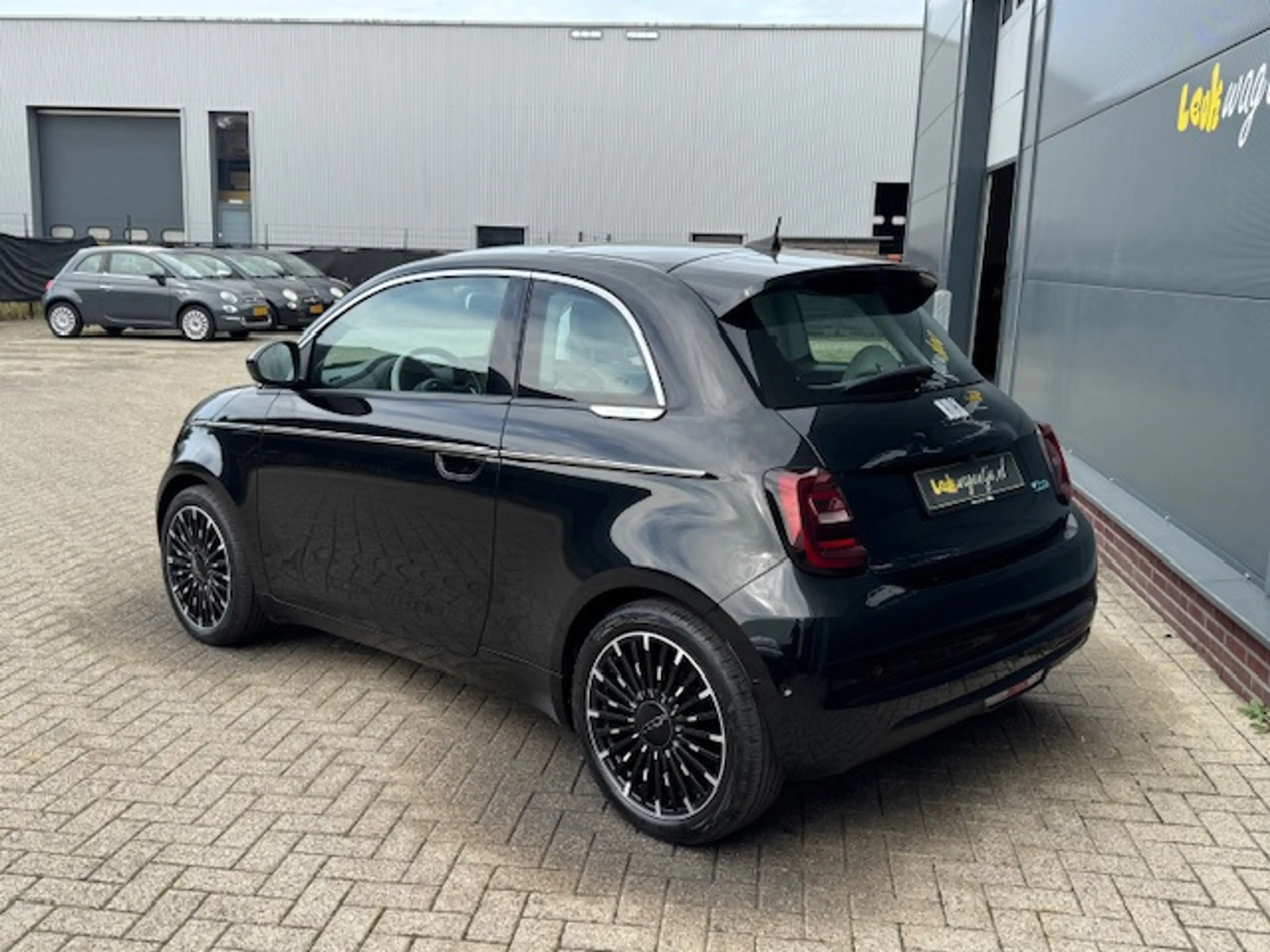Fiat 500e La Prima 42 kWh *pano *camera *carplay *leder etc. — photo 7