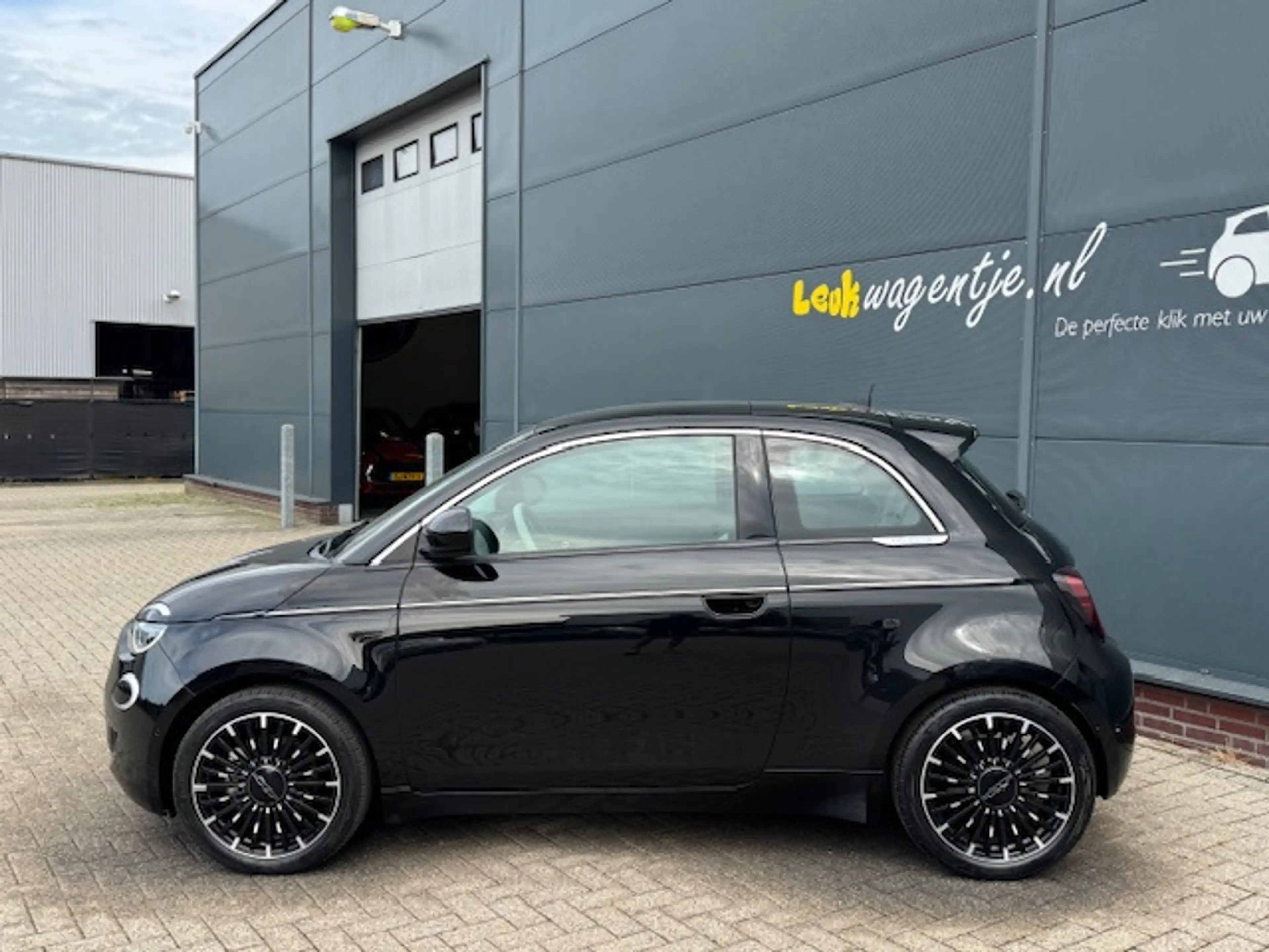 Fiat 500e La Prima 42 kWh *pano *camera *carplay *leder etc. — photo 5