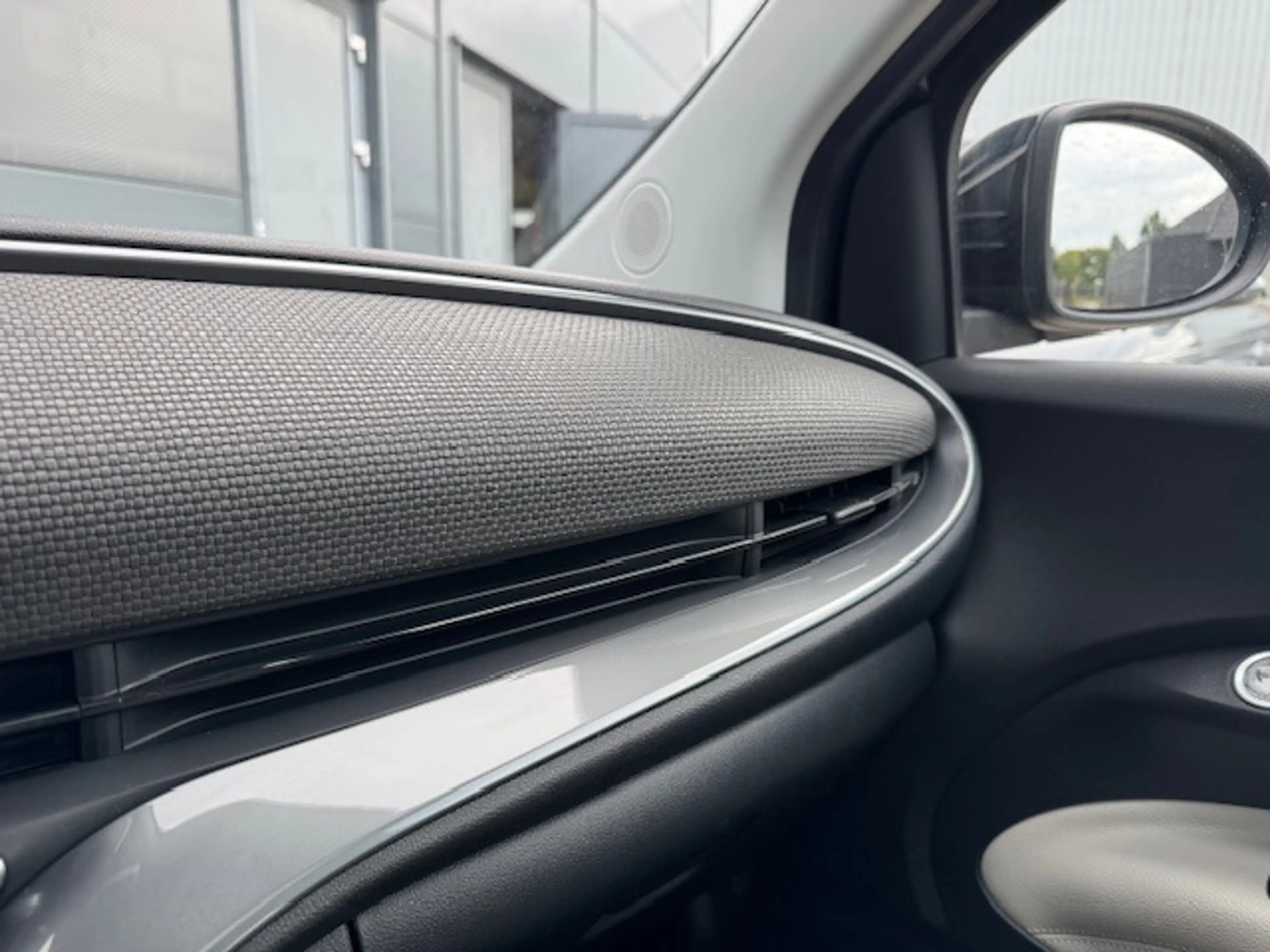 Fiat 500e La Prima 42 kWh *pano *camera *carplay *leder etc. — photo 35