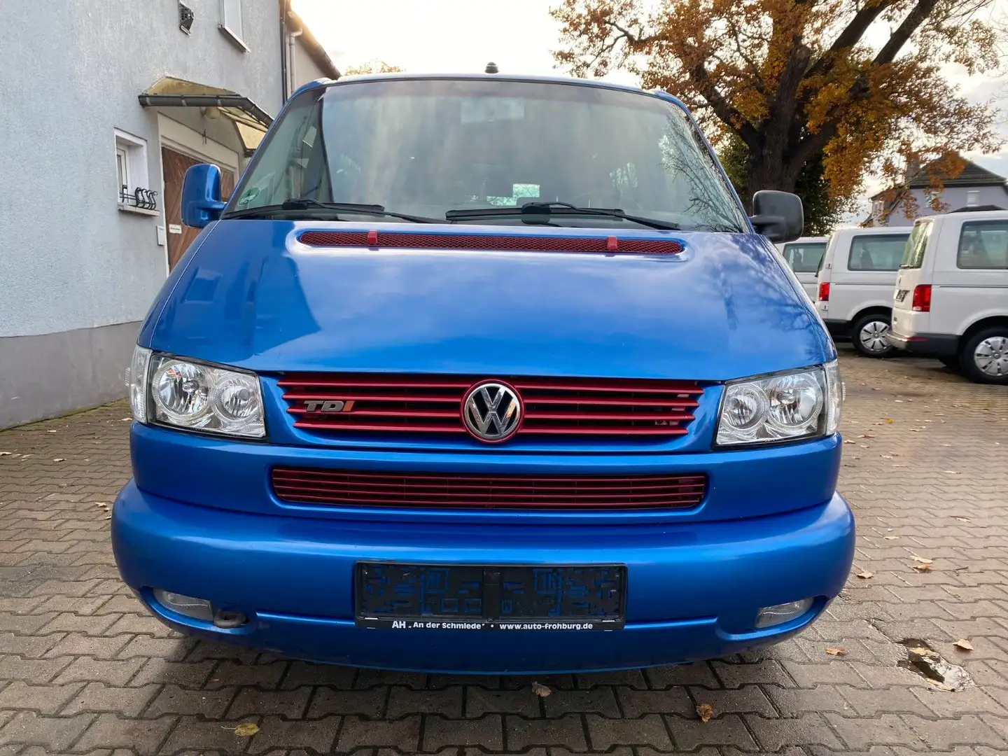Volkswagen T4 Multivan ATM bei 335.000km,Klimaaut,7Sitze Blau - 2
