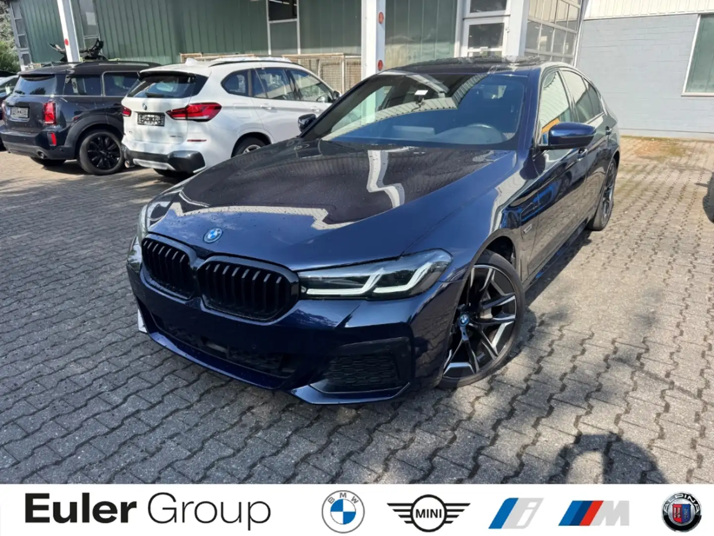 BMW 545 e xDrive Limousine Sportpaket AD Navi Leder Digita Bleu - 1