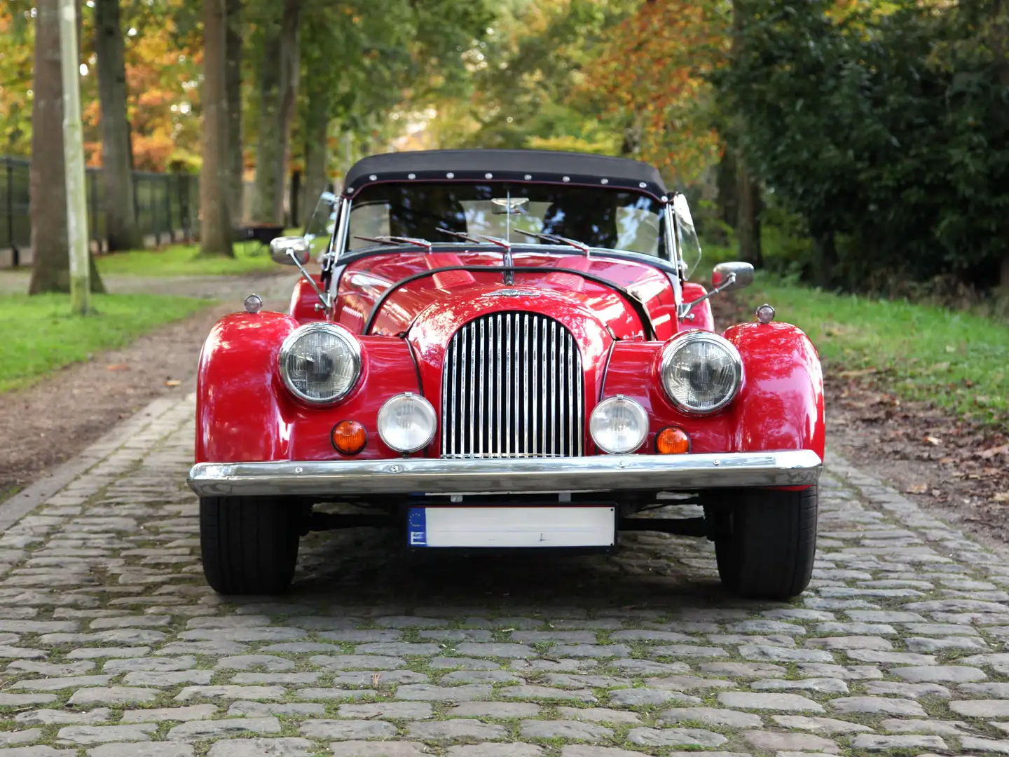 Morgan Plus 8 Red - 1