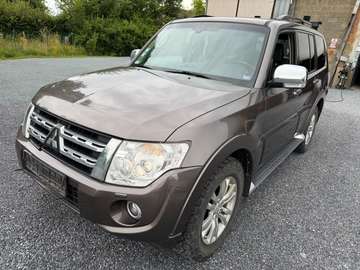 Pajero 3.2 DI-D Instyle FAP ****7 Places **** OU*** UTILITAIRE***