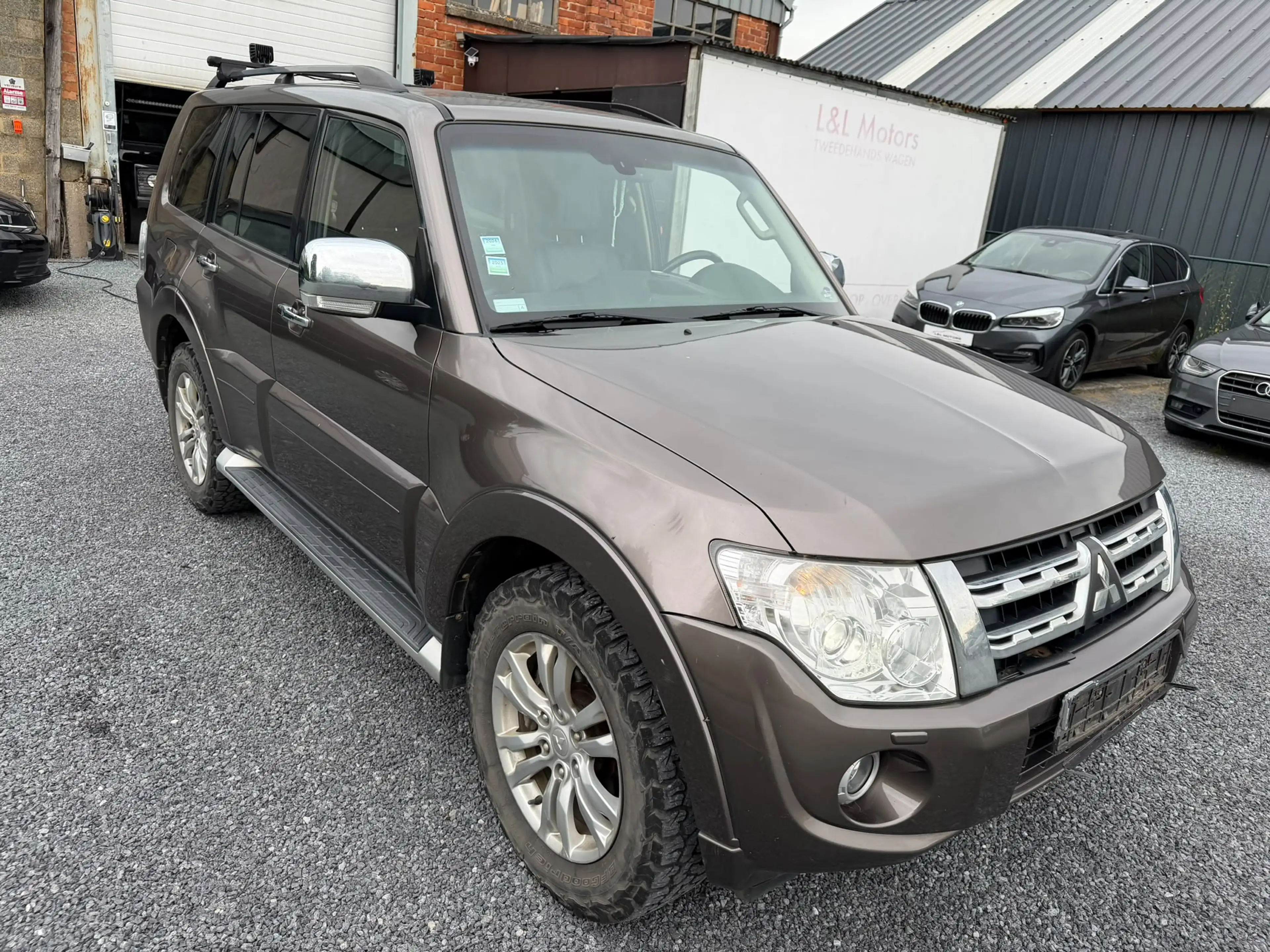 Mitsubishi Pajero Pajero 3.2 DI-D Instyle FAP ****7 Places **** OU*** UTILITAIRE*** — photo 7