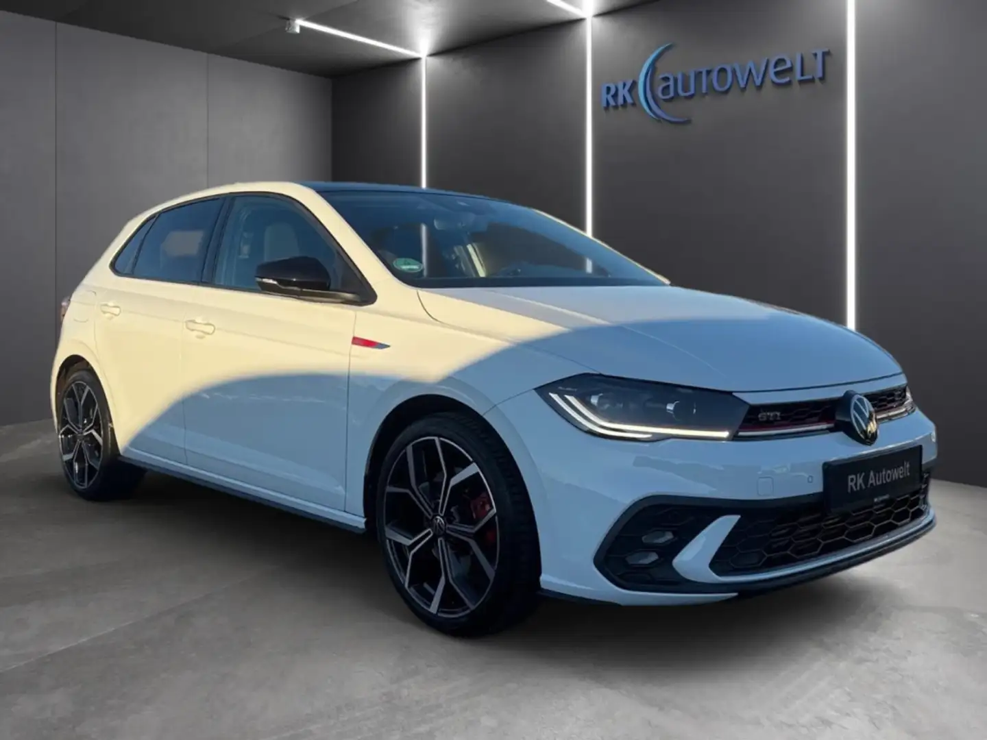 Volkswagen Polo GTI 2.0 TSI DSG Navi Rear View ACC Білий - 2