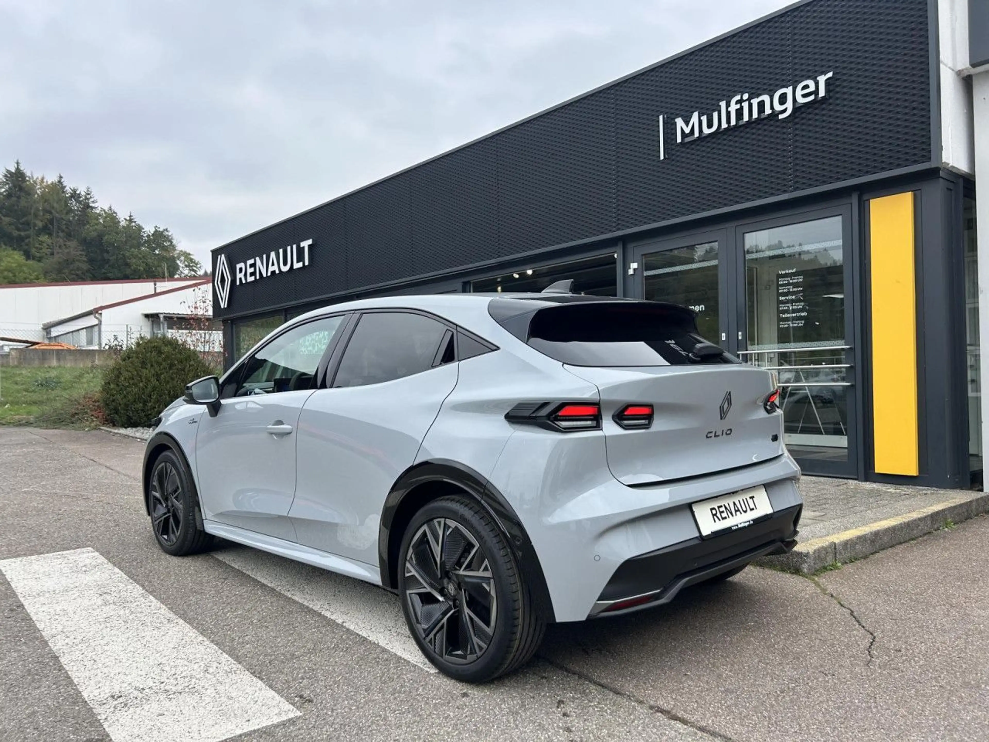 Renault Clio Esprit Alpine Full Hybrid E-Tech 160 ACC Navi — photo 6