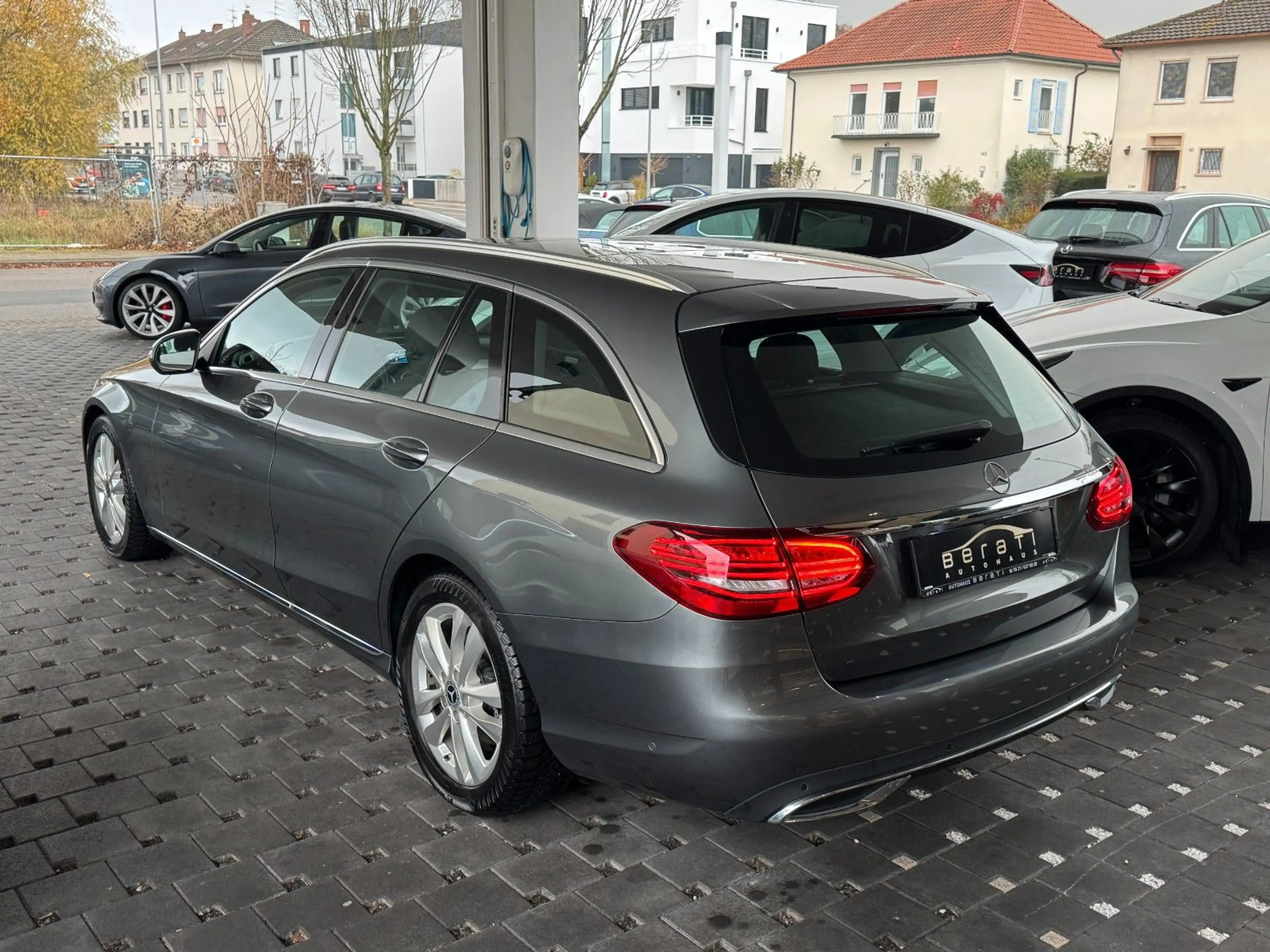 Mercedes-Benz C 220 d T Avantgarde|9G|PANO|LED|COMAND|ParkPilot — photo 13