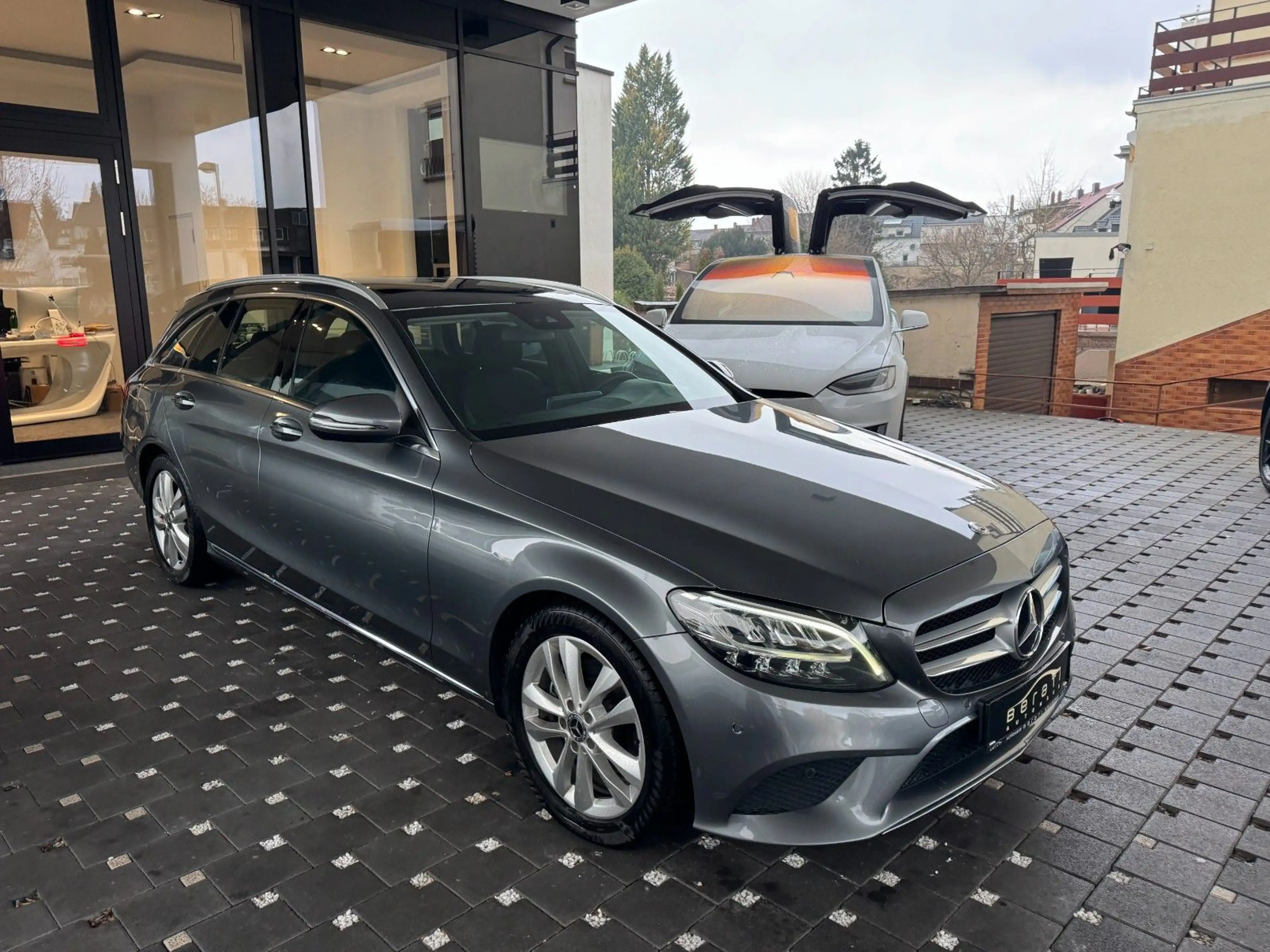 Mercedes-Benz C 220 d T Avantgarde|9G|PANO|LED|COMAND|ParkPilot — photo 8