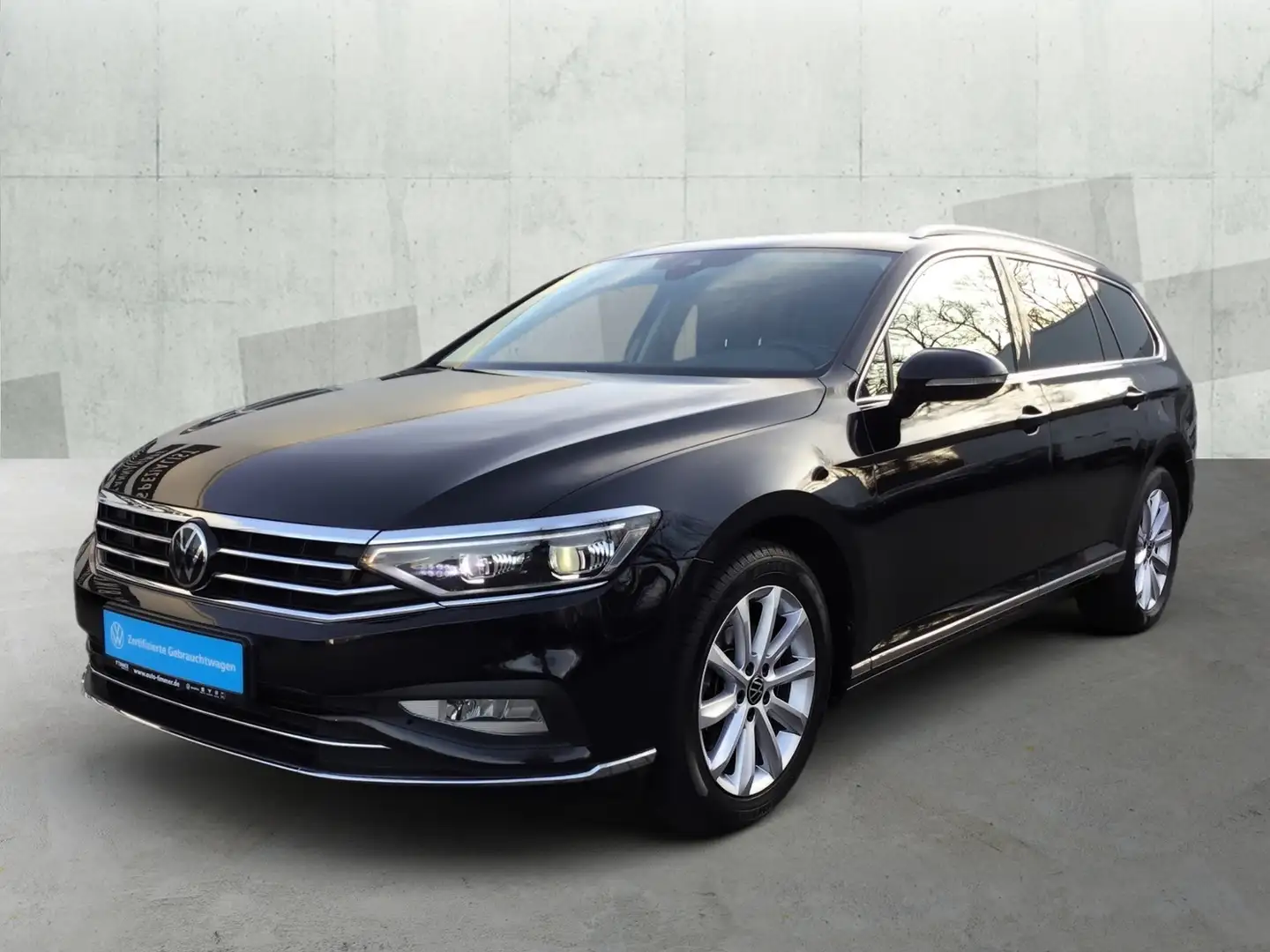 Volkswagen Passat Variant 2.0 TDI DSG ELEGANCE +AHK +IQ.LIGHT +ACC +RKAM +N Schwarz - 2