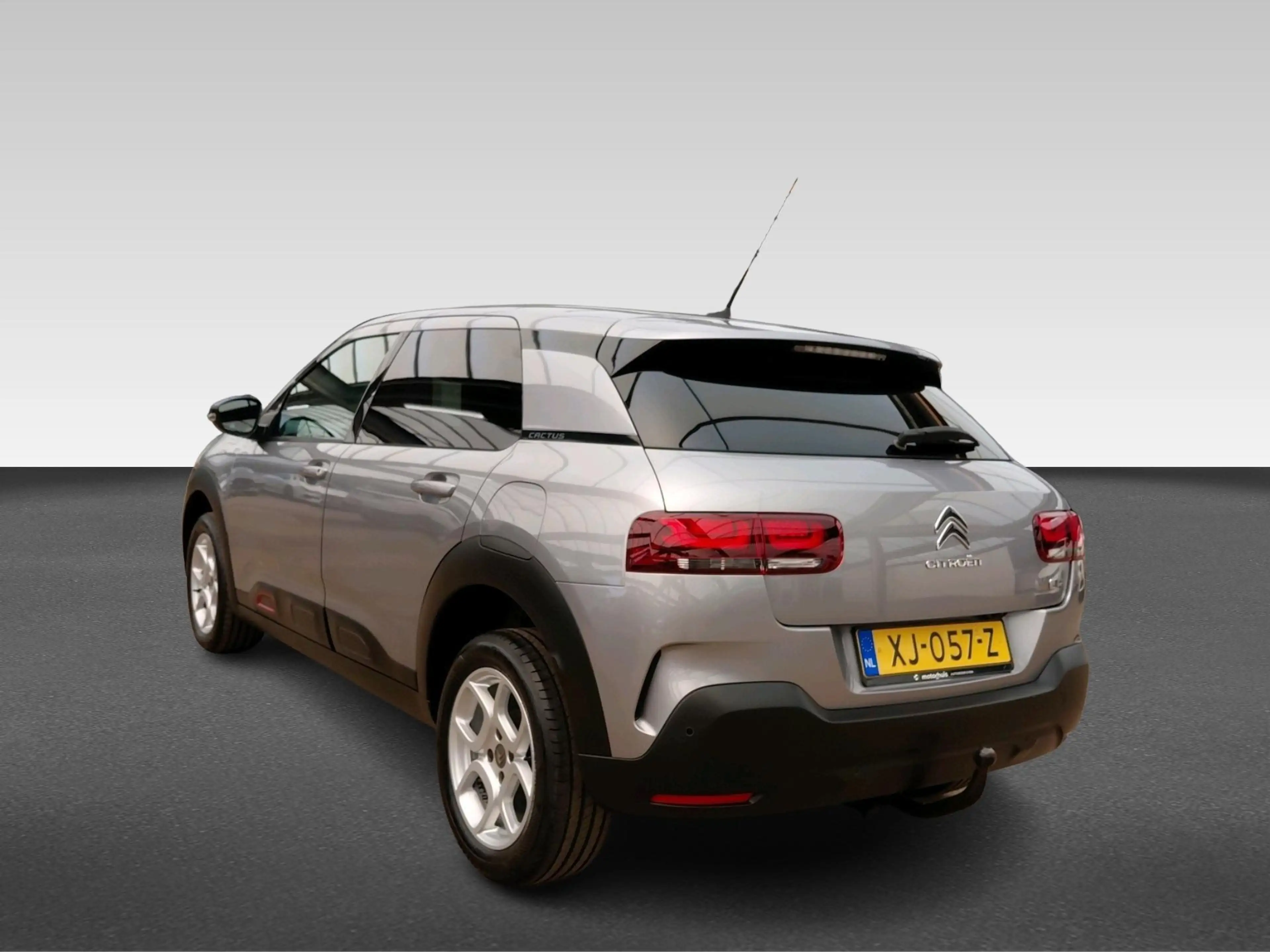 Citroen C4 Cactus 1.2 PureTech Feel — photo 3