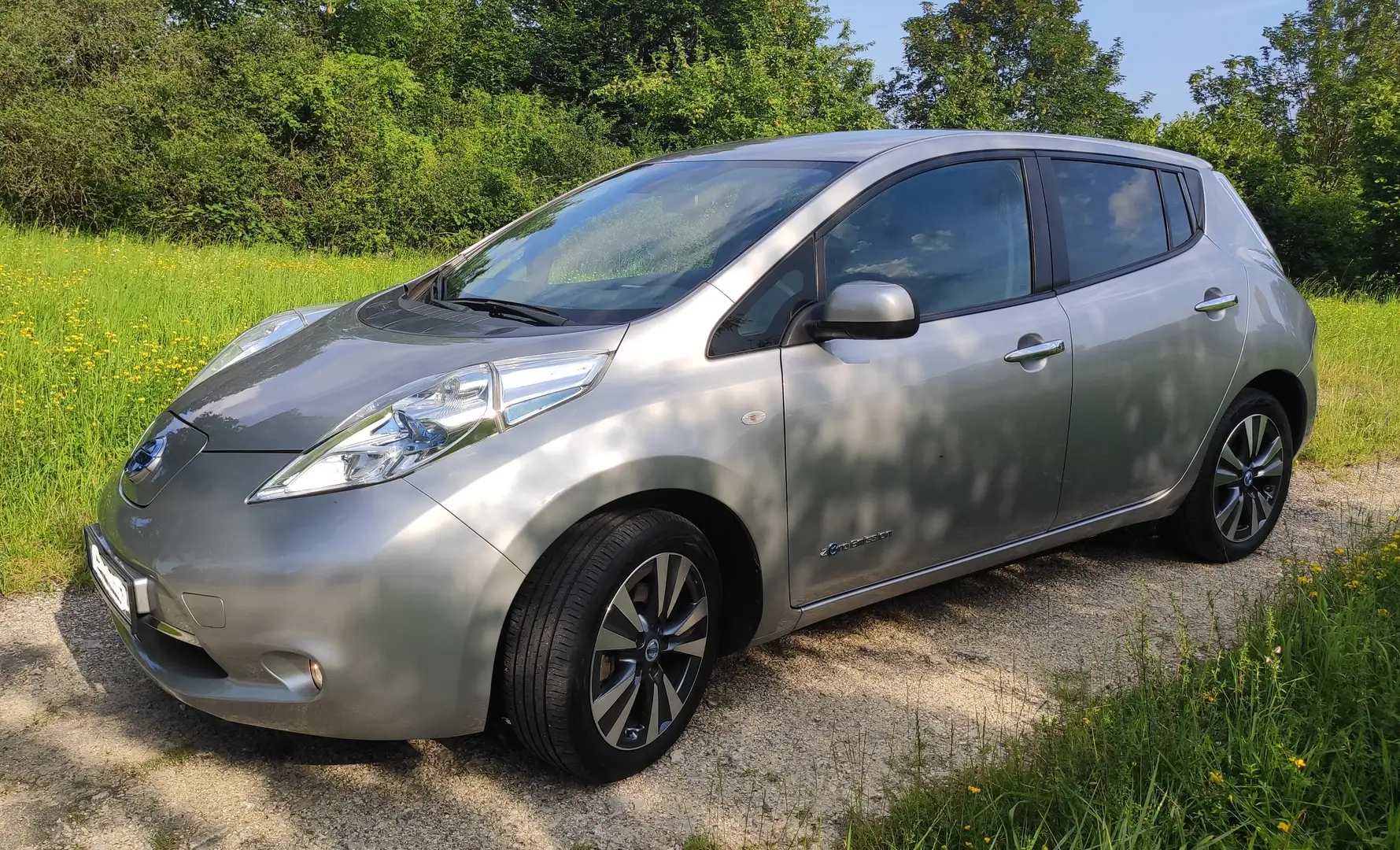 Nissan Leaf Leaf 24 kWh (mit Batterie) Tekna Ezüst - 1