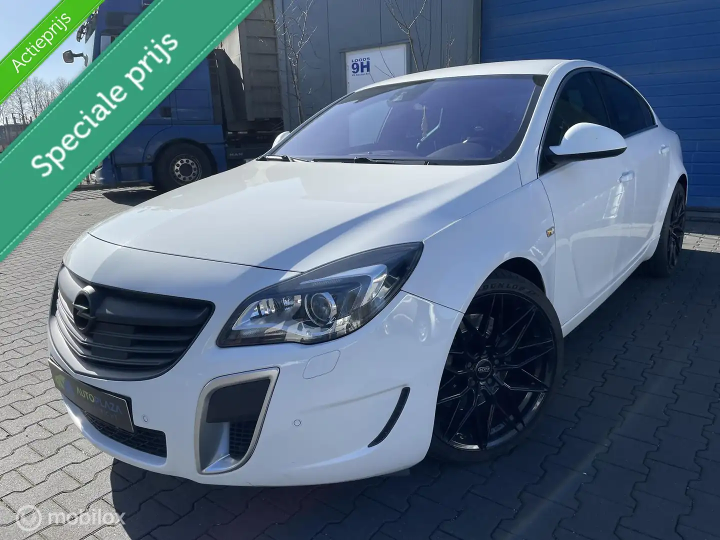 Opel Insignia 2.8 T / OPC / 4x4 / 2014 / Perfecte Staat / Wit - 1