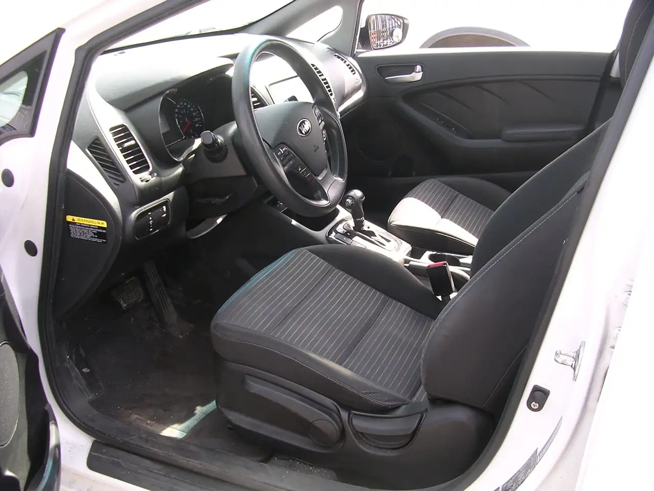 Kia Forte снимка Kia Forte