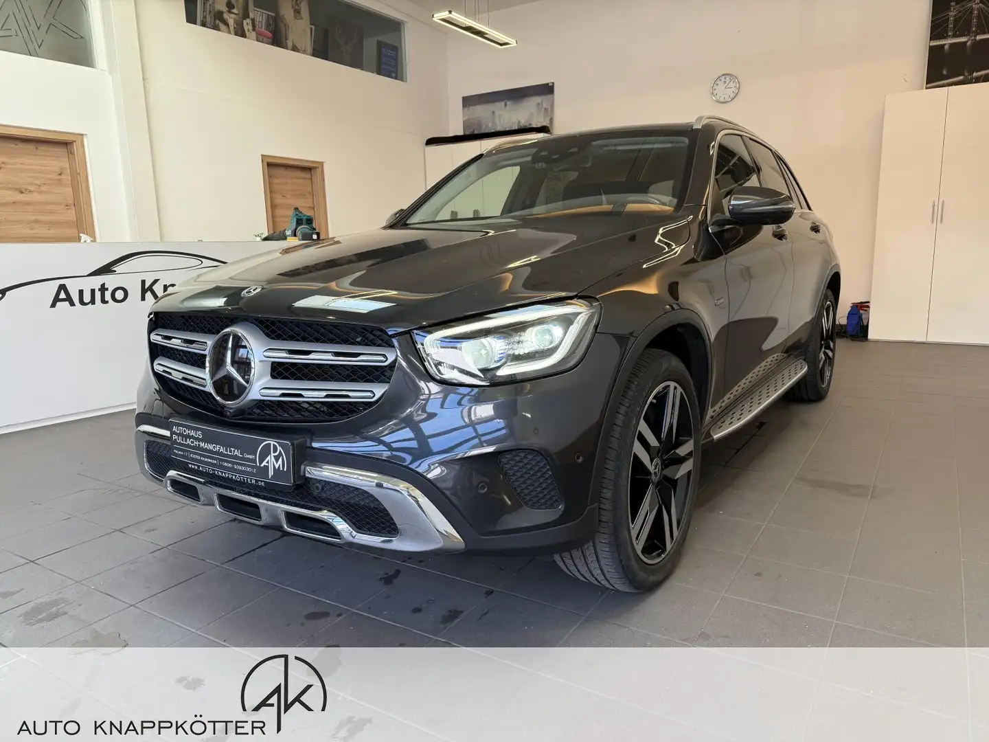 Mercedes-Benz GLC 300 GLC 300 de 4Matic /AMG Line/Pano./Burmester/AHK Gris - 2