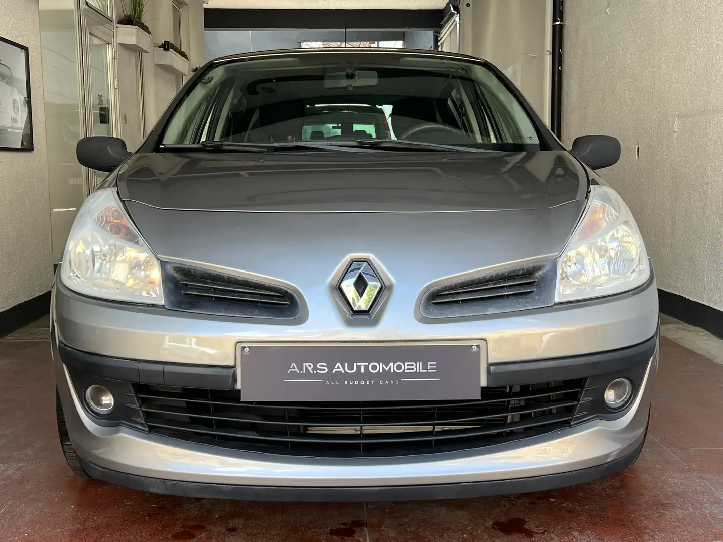 Renault Clio 1.2i 16v - Euro 4 - Airco - 12m garantie Beige - 2