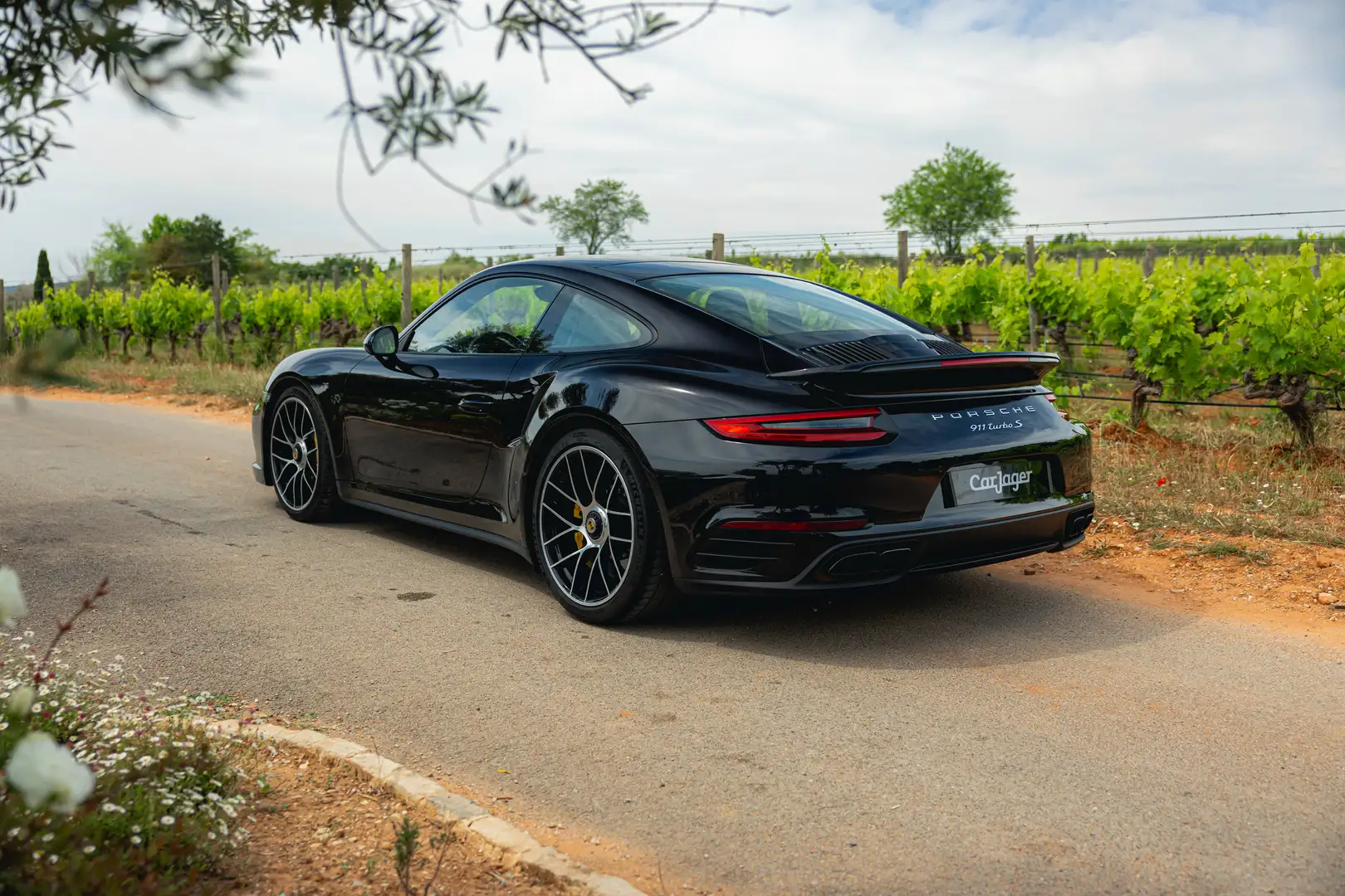Porsche 911 991.2 Turbo S Coupe PDK Чорний - 2