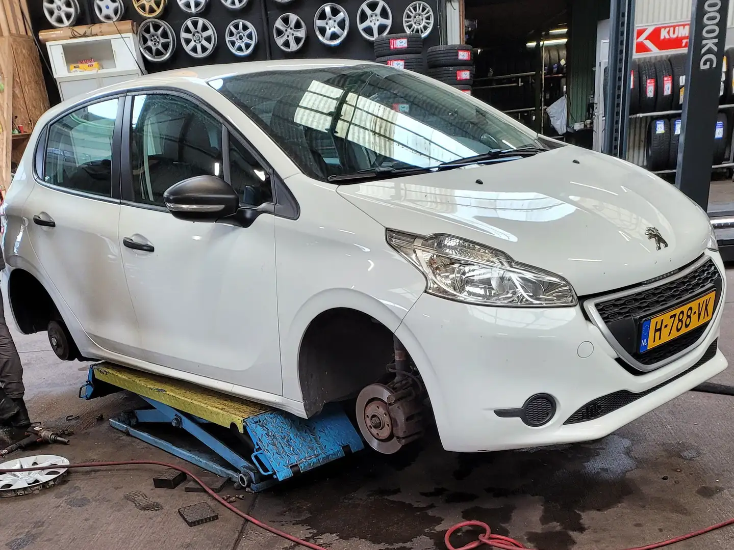 Peugeot 208 208 1.0 PureTech LIKE Wit - 2