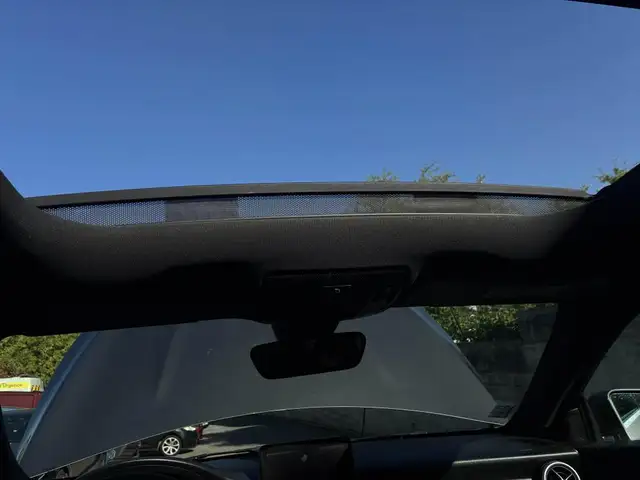Mercedes-Benz CLA view 15