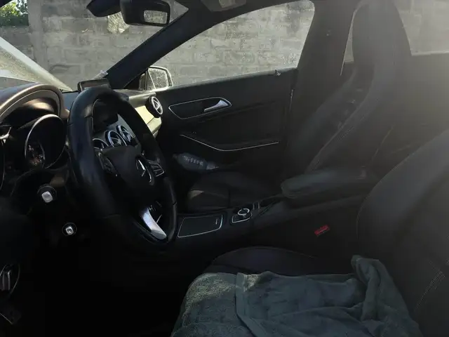 Mercedes-Benz CLA view 14