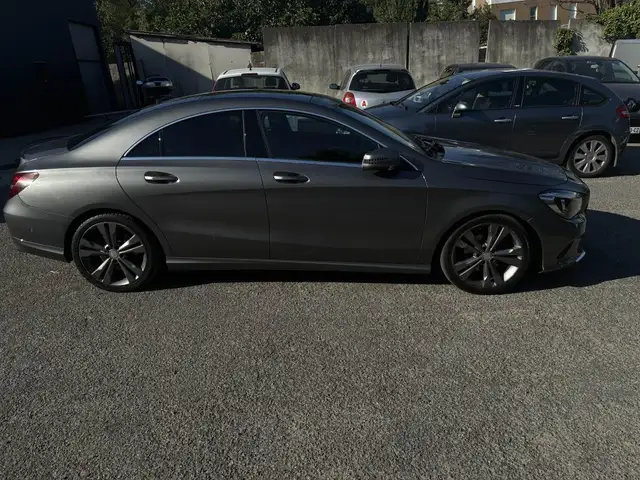 Mercedes-Benz CLA view 2