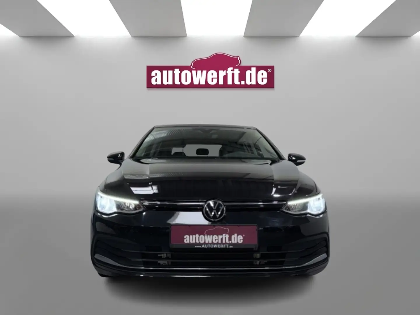 Volkswagen Golf 8 2.0 TDI DSG ACTIVE AHK LED CAM NAVI SHZ PDC TEMP Schwarz - 2