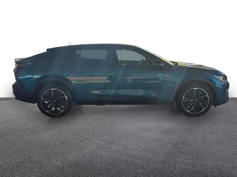 Peugeot 408 Hybrid GT AT Shz Navi Kamera 360 — photo 8