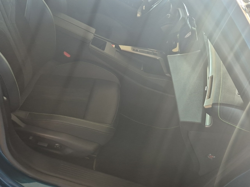 Peugeot 408 Hybrid GT AT Shz Navi Kamera 360 — photo 12