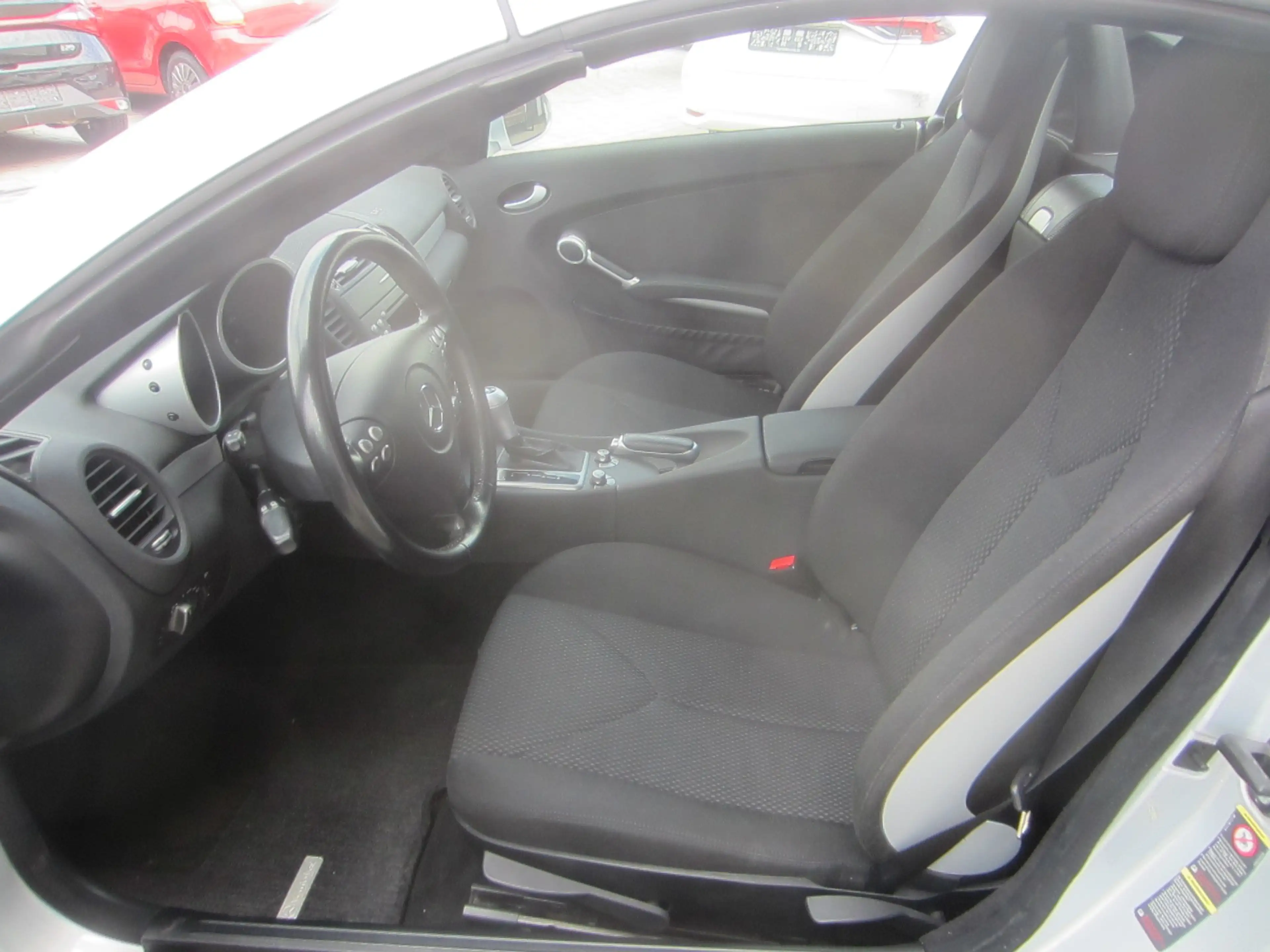 Mercedes-Benz SLK 350 SLK 350 1 Hand — photo 6