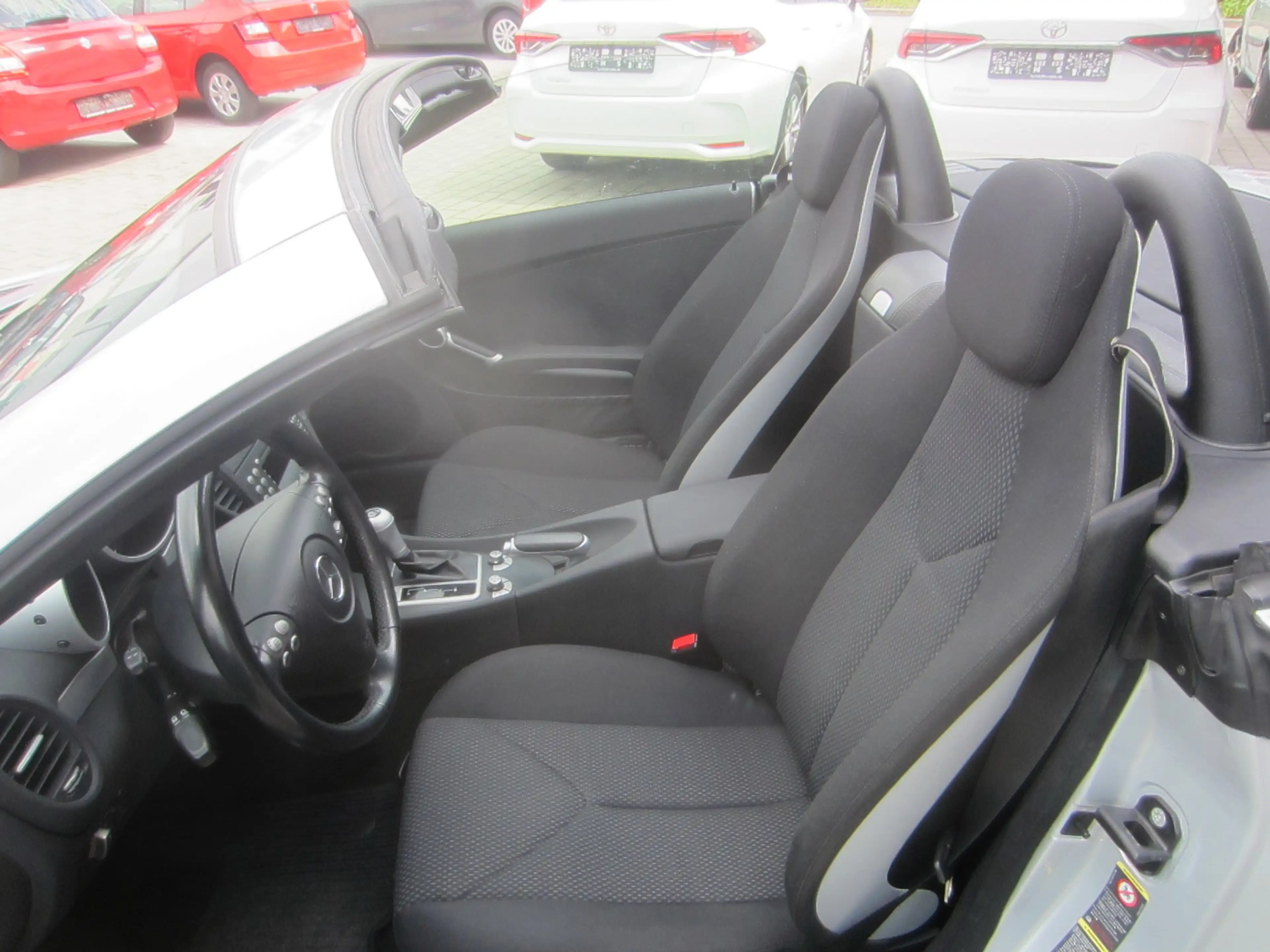 Mercedes-Benz SLK 350 SLK 350 1 Hand — photo 11