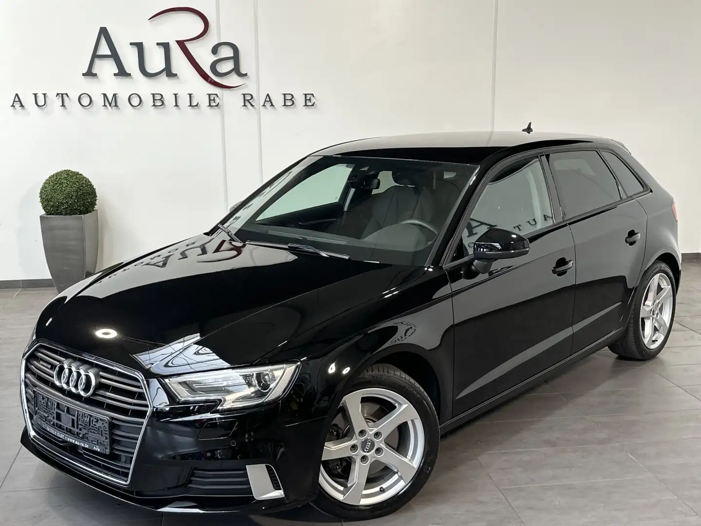 Audi A3 SpB 40 TDI Quattro Sport NAV+XENON+KAM+VCOCK Noir - 2