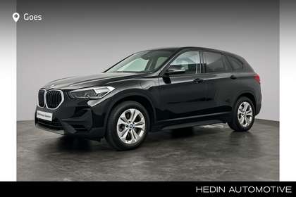 BMW X1 xDrive25e Sport-line | Trekhaak | Panoramadak | St
