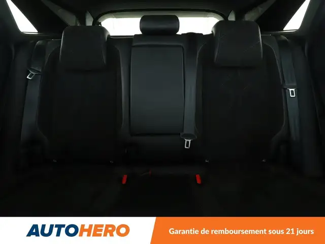 DS Automobiles DS 7 Crossback view 15
