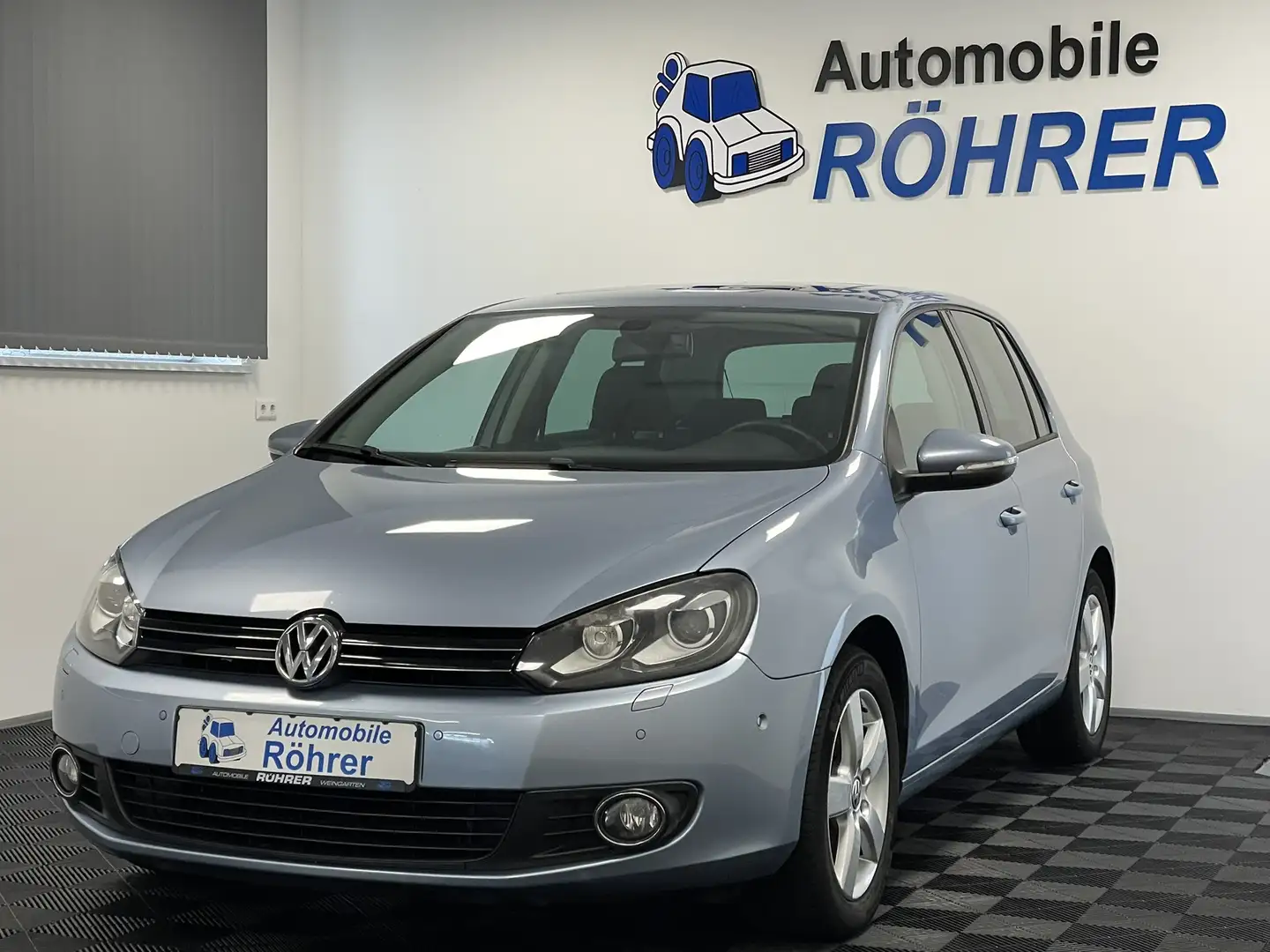 Volkswagen Golf VI 1.2 TSI Lim. Team Standheizung Einparkh. Blau - 1
