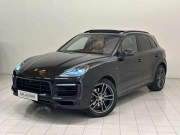 Cayenne 3.0 V6 E-Hybrid Platinum Edition
