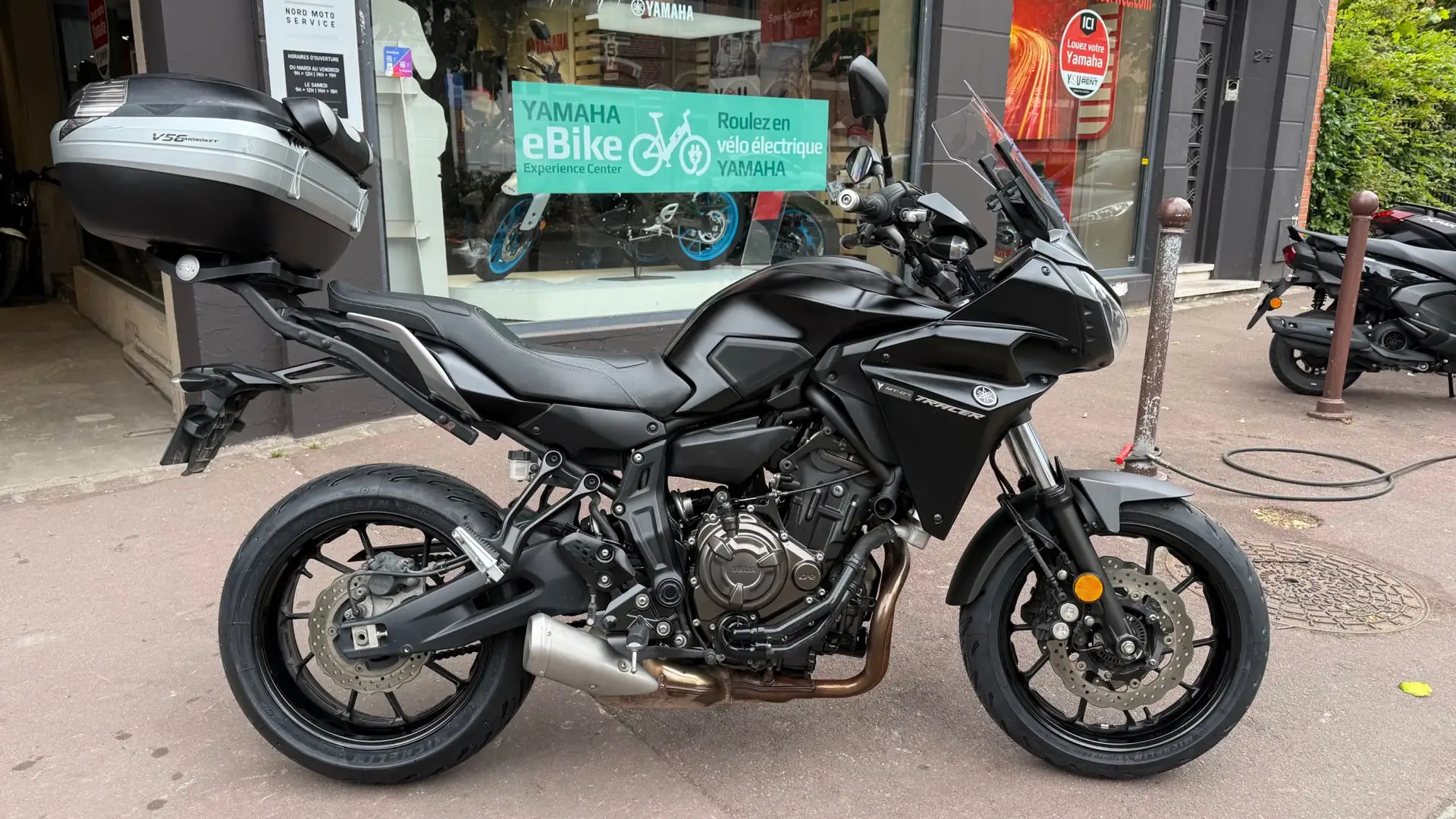Yamaha Tracer 700 Negro - 1