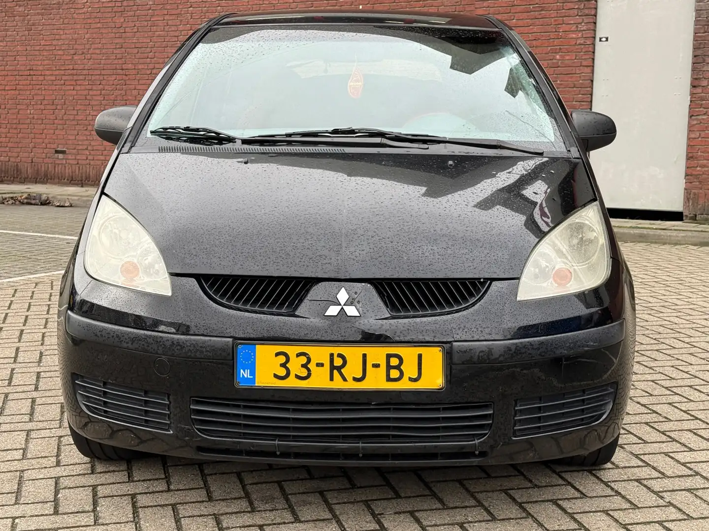 Mitsubishi Colt 1.3 Invite|5DRS|AIRCO|INRUILKOOPJE Schwarz - 2