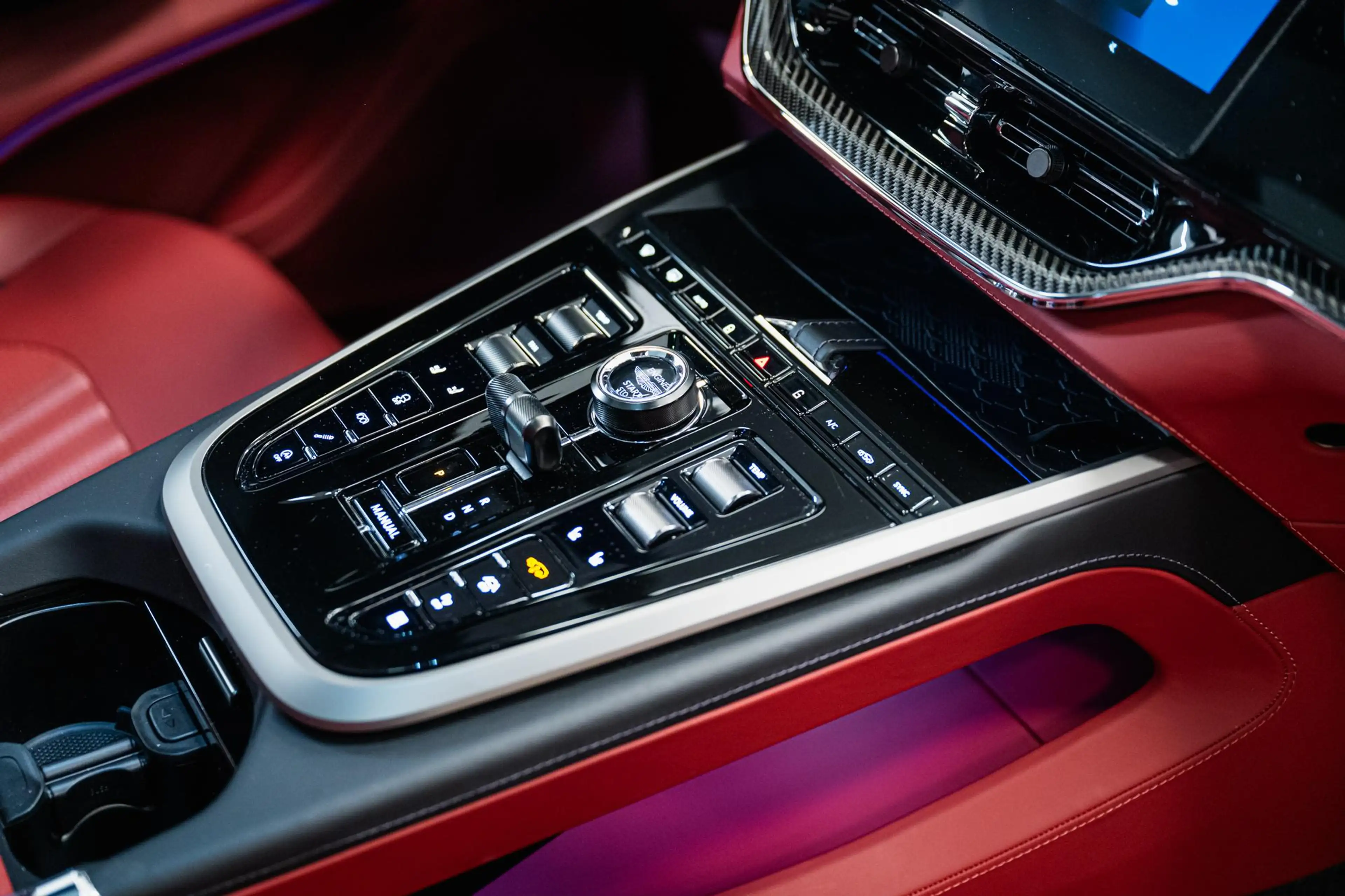 Aston Martin DBX 707 | MY2025 | Incl. BPM | — photo 13