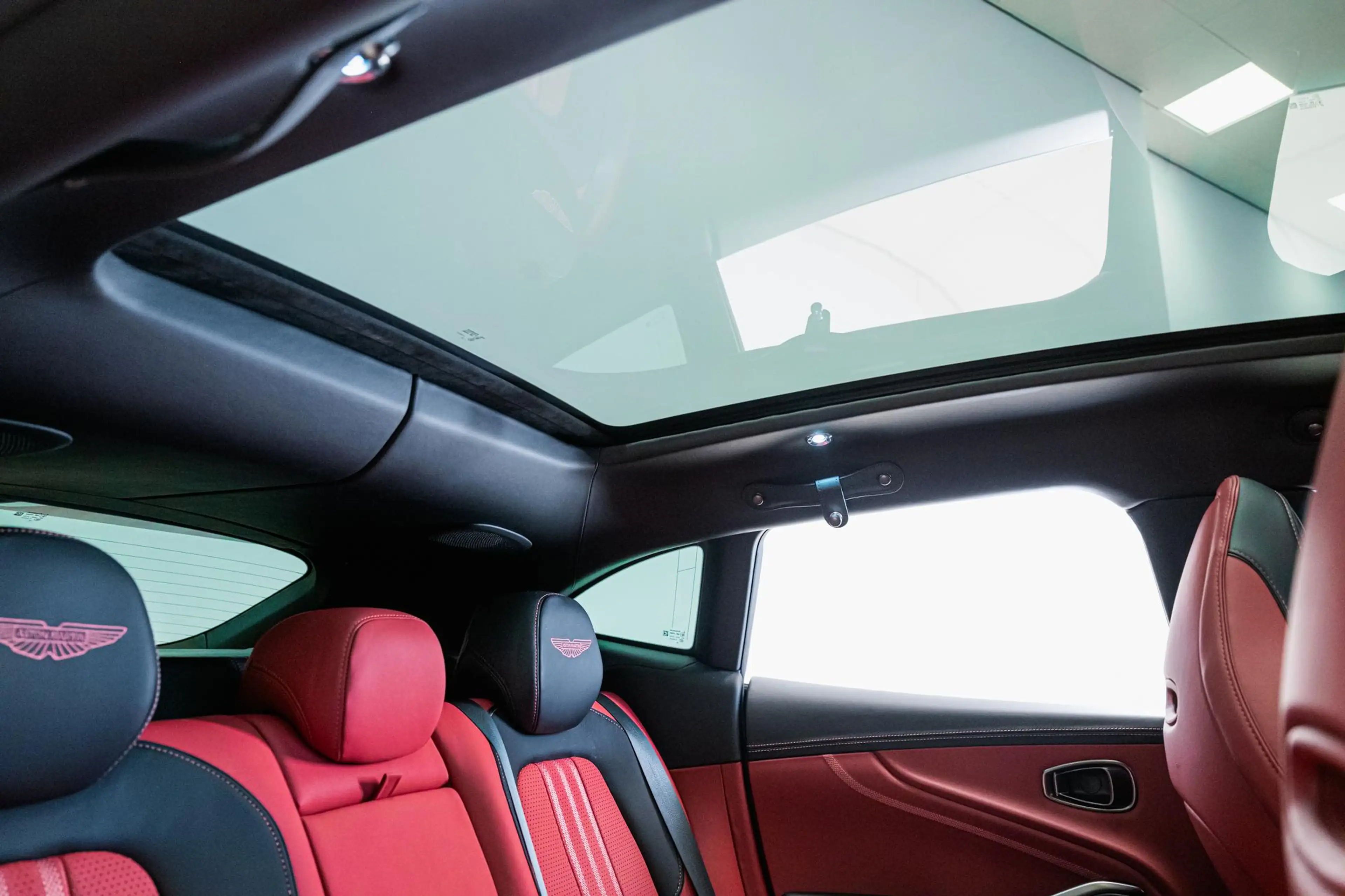 Aston Martin DBX 707 | MY2025 | Incl. BPM | — photo 12