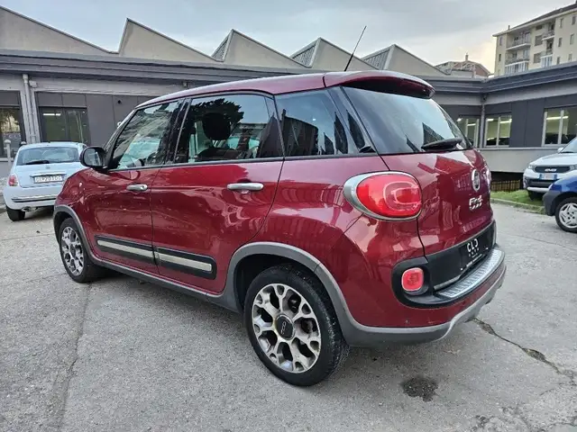 Fiat 500L view 6