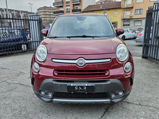 Fiat 500L view 2