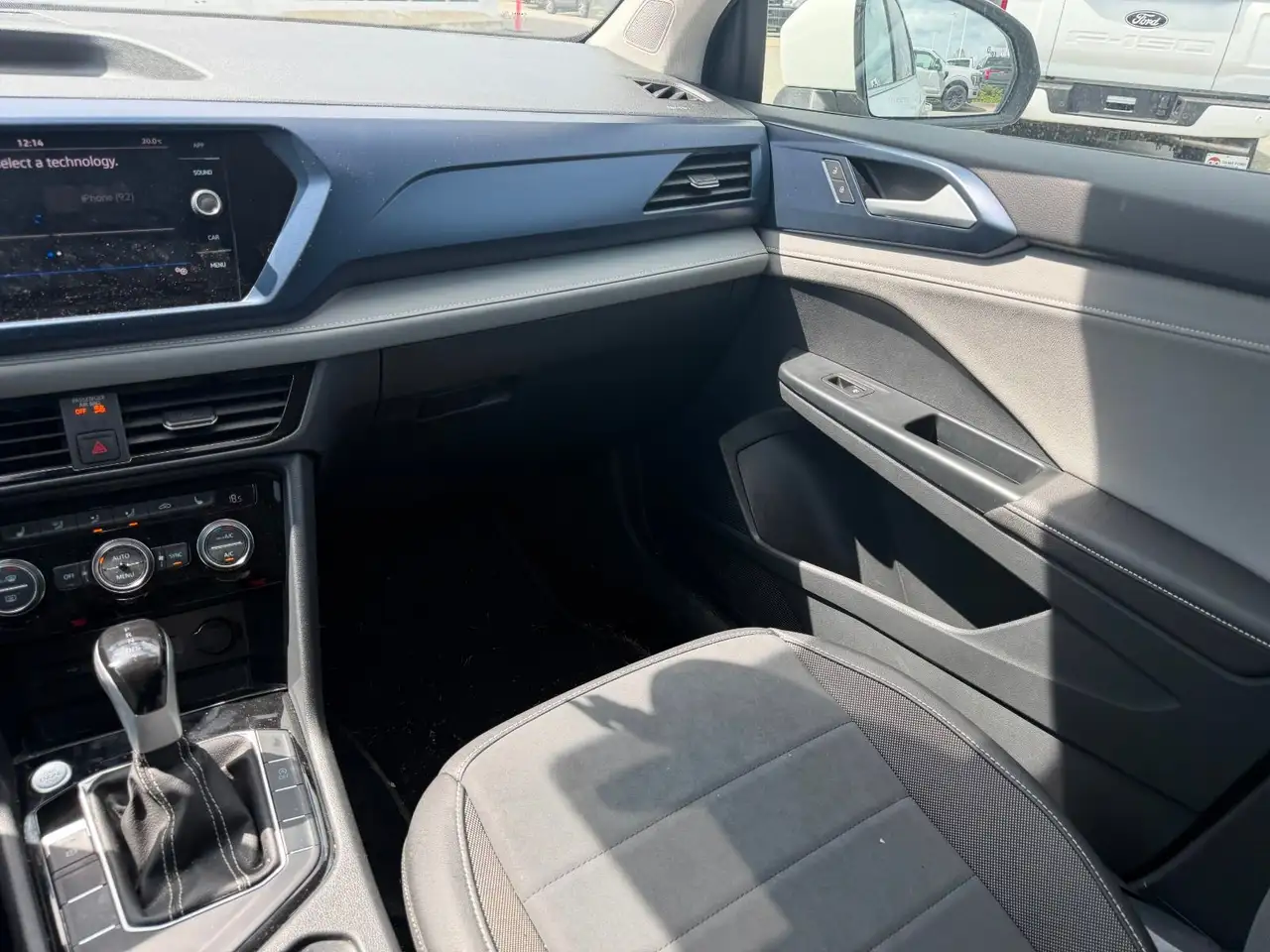Volkswagen Taos снимка Volkswagen Taos