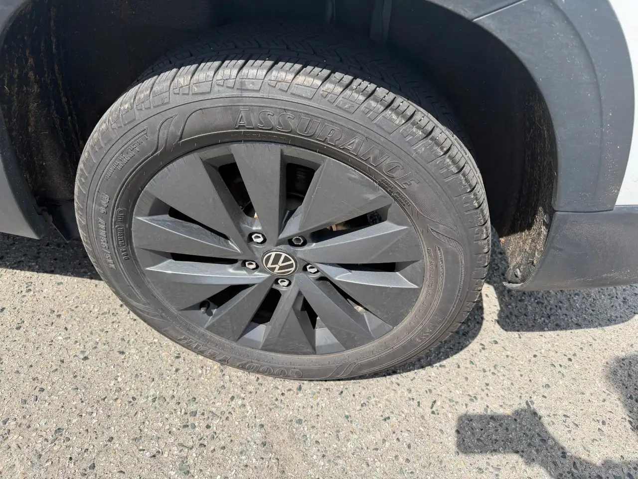 Volkswagen Taos снимка Volkswagen Taos