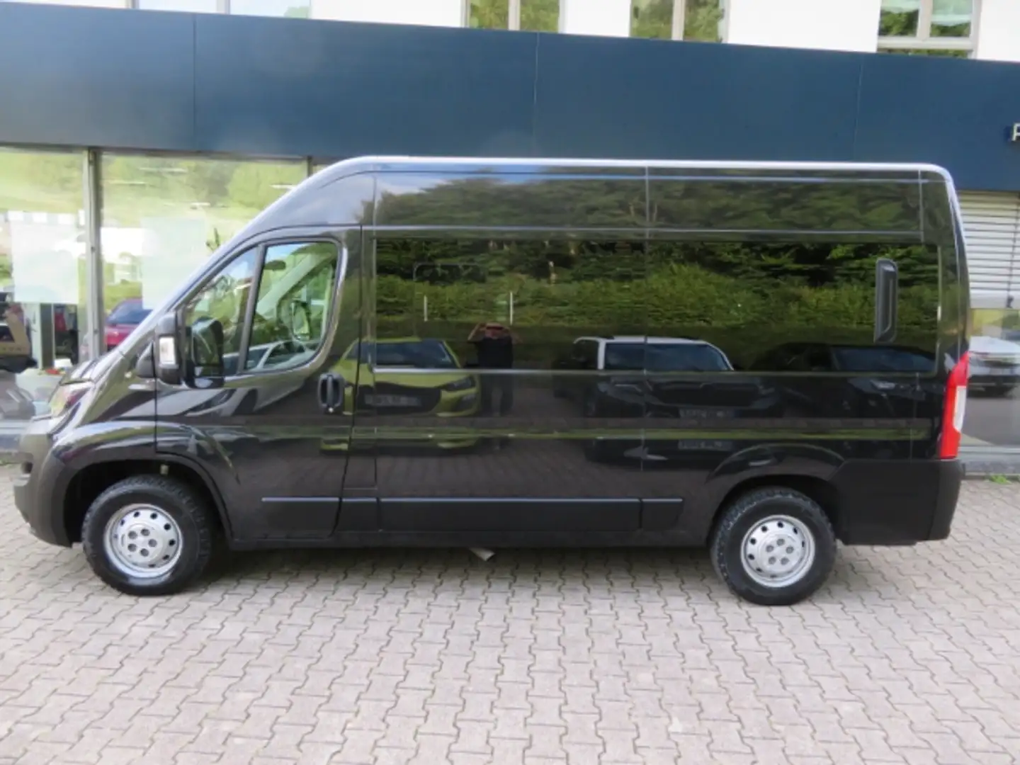 Fiat Ducato 9 Sitzer L2H2 Klima Kamera AHK DAB Apple CarPlay A Schwarz - 1
