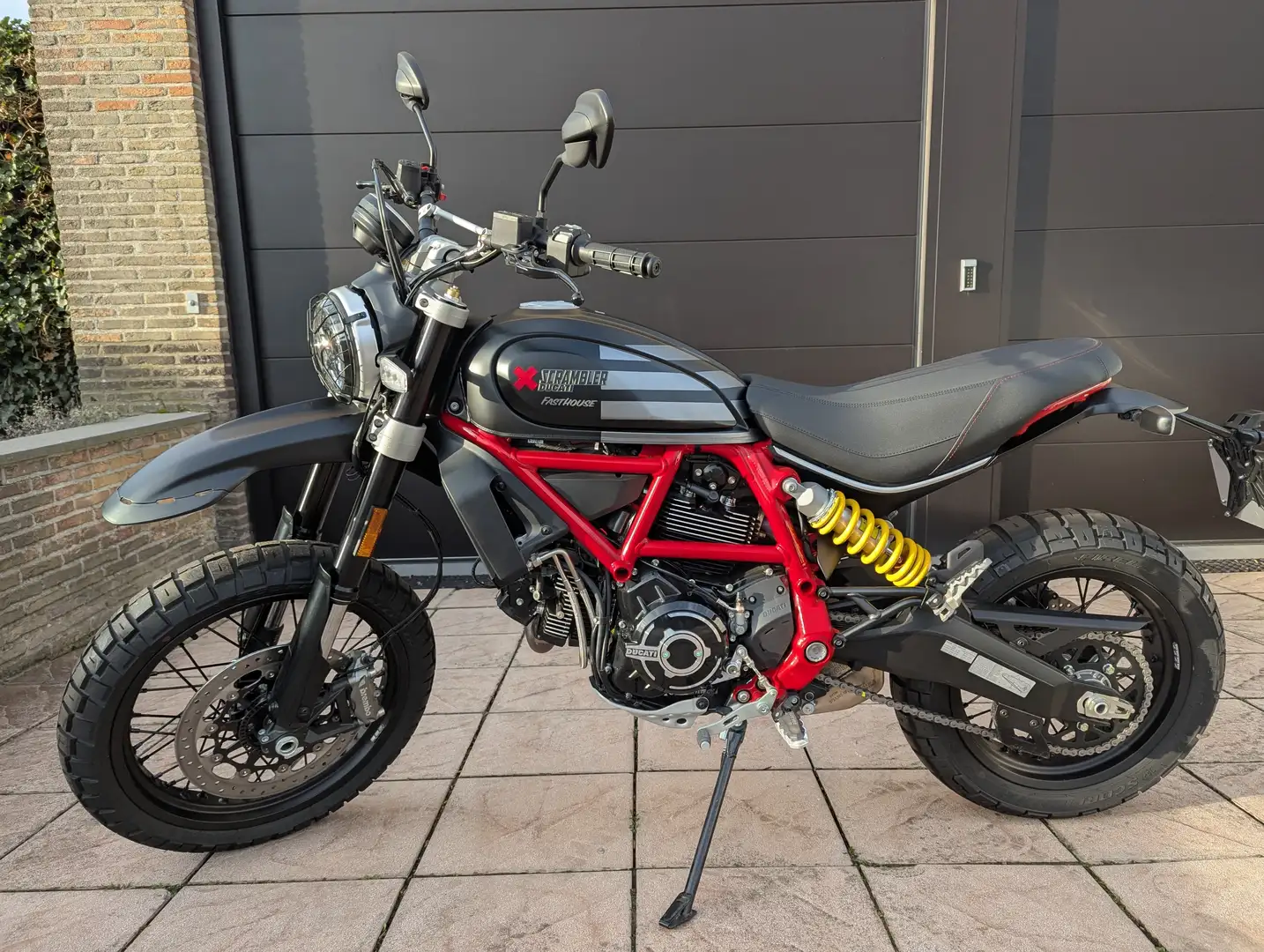 Ducati Scrambler Desert Sled fasthouse - 1
