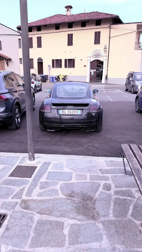 Audi TT 1.8t quattro 225cv, foto 2