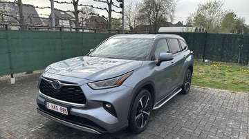 2.5 Hybrid Luxury