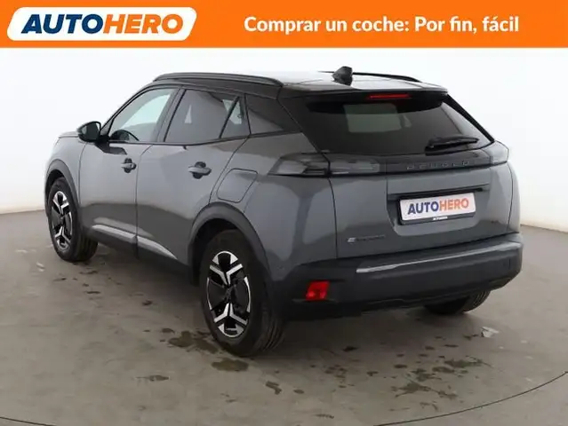 Peugeot 2008 view 4