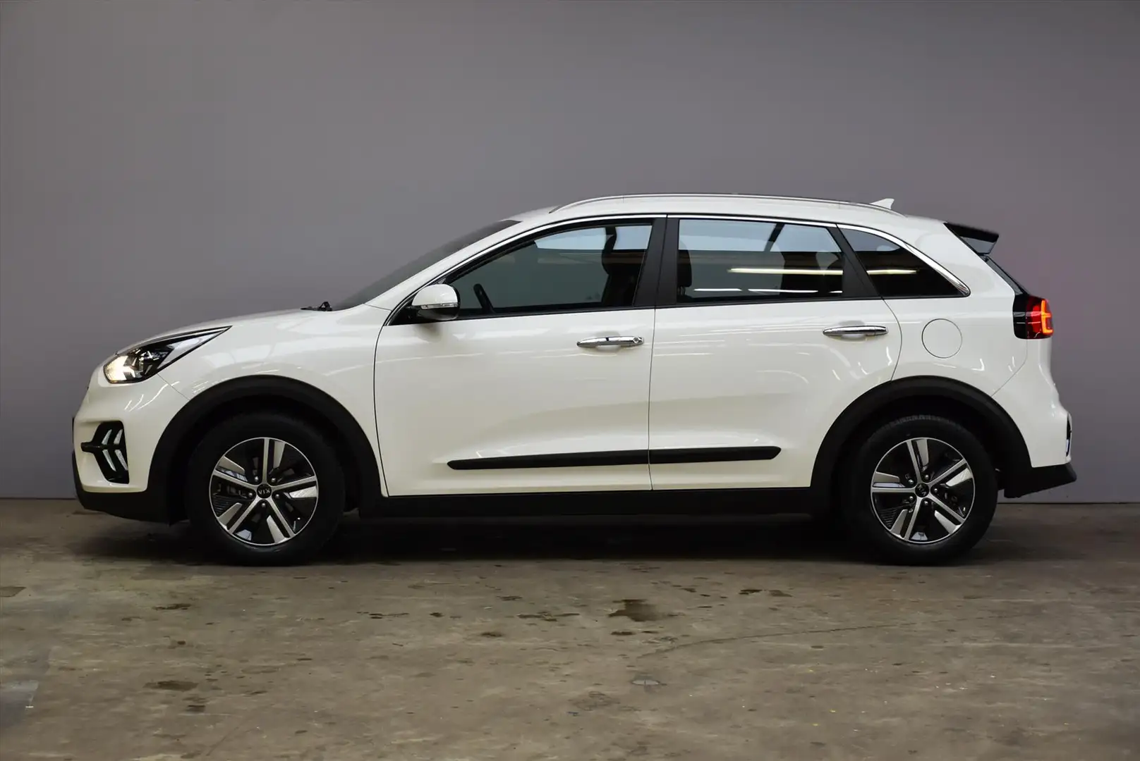Kia Niro 1.6 GDi Hybrid 141pk DCT6 DynamicLine Wit - 2