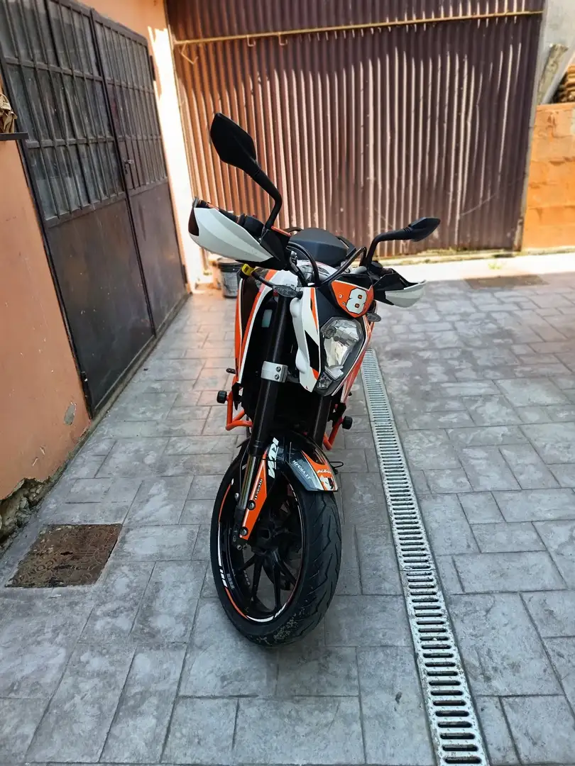 KTM 125 Duke ABS narančasta - 1